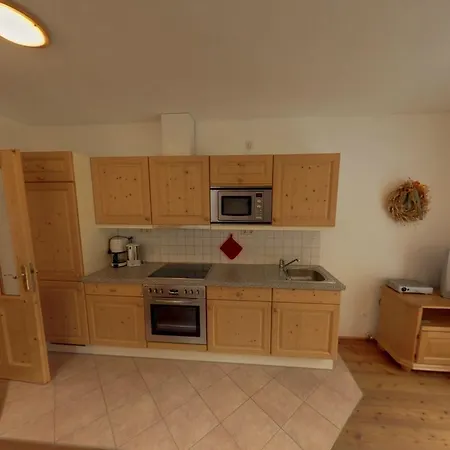 纳斯费尔德弗雷霍夫公寓 * 黑马戈尔